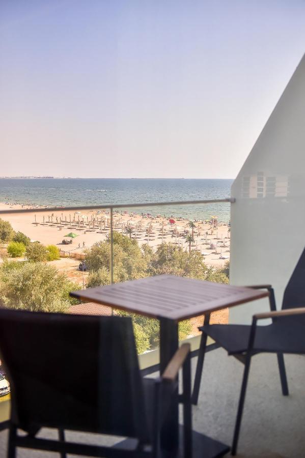 White Tower Private Apartment Beach View Mamaia Eksteriør bilde