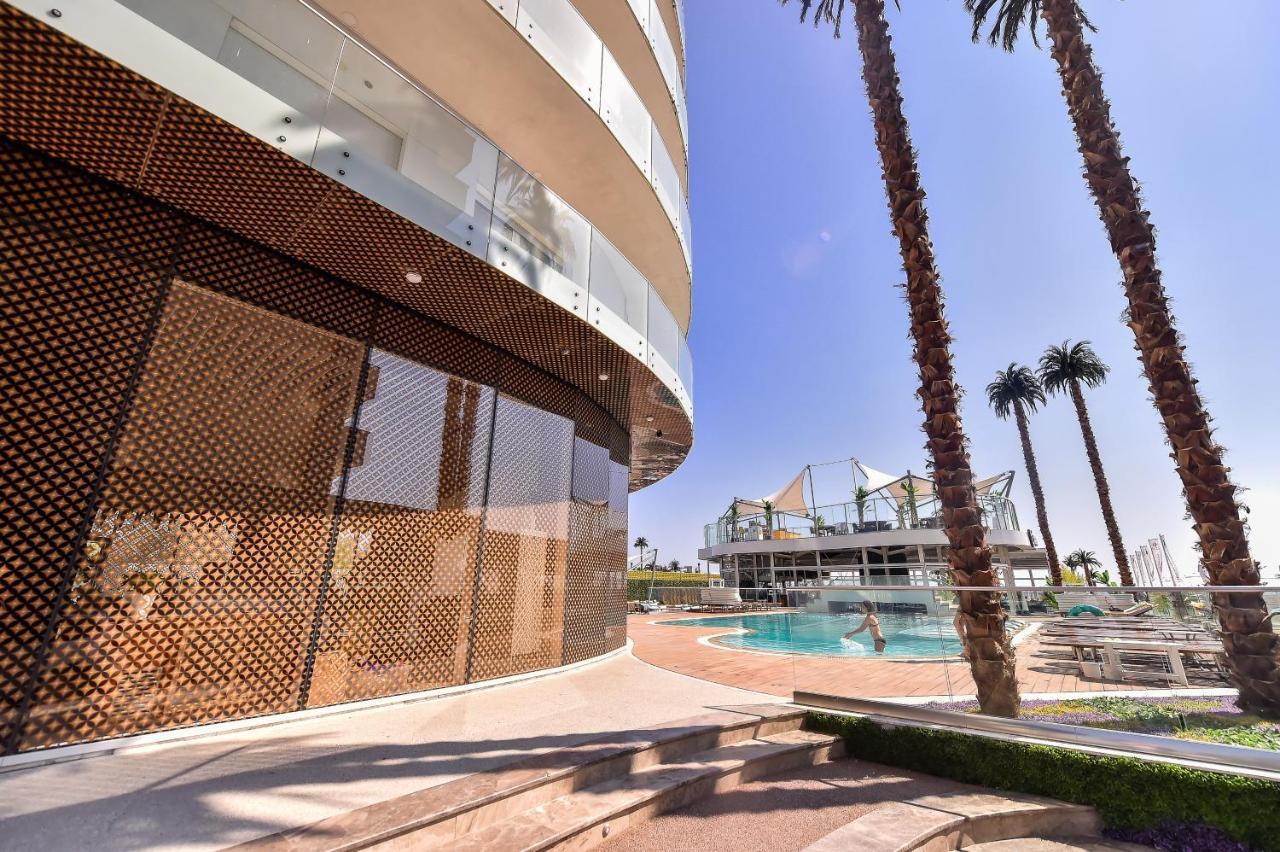 White Tower Private Apartment Beach View Mamaia Eksteriør bilde