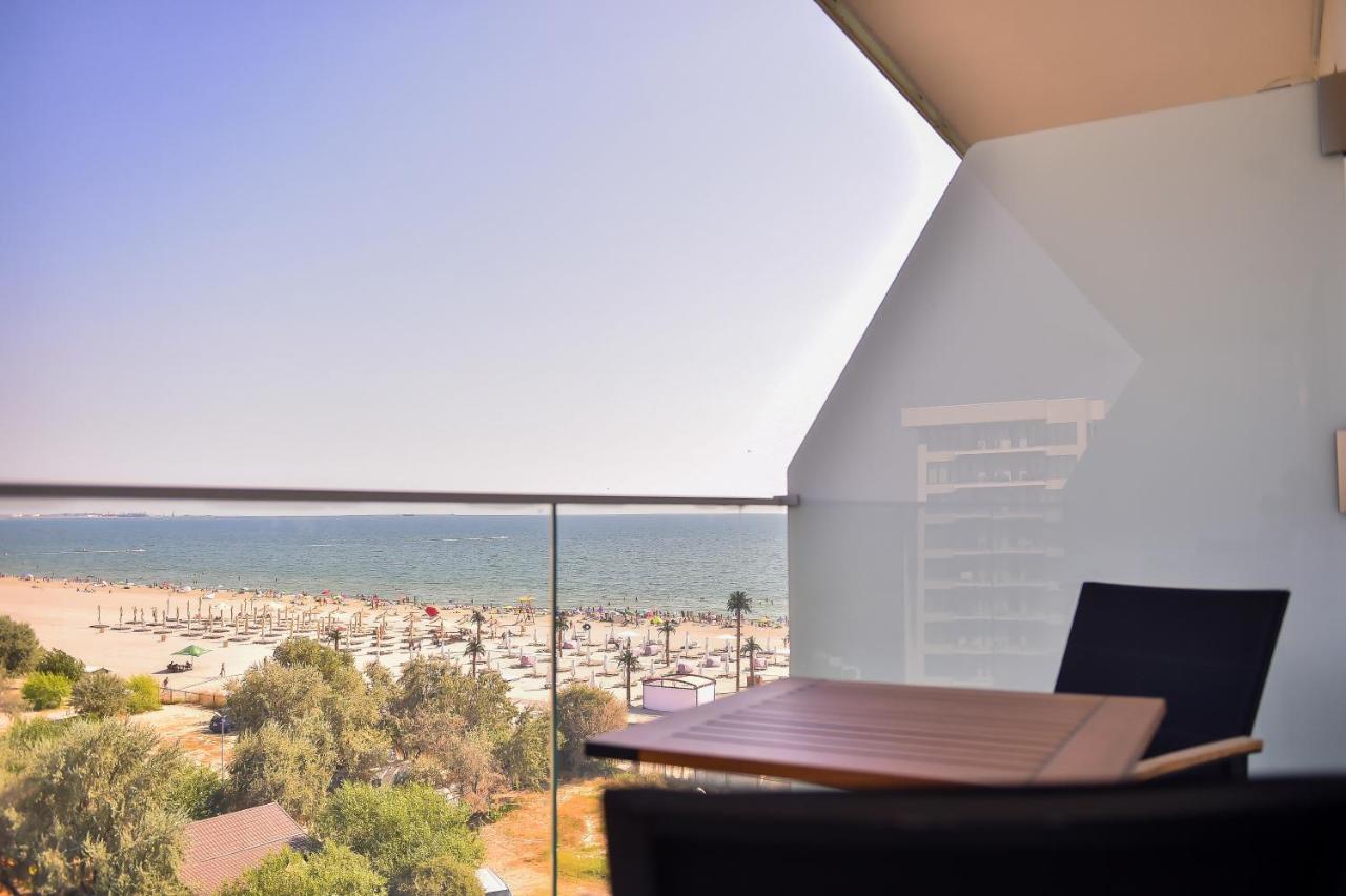 White Tower Private Apartment Beach View Mamaia Eksteriør bilde